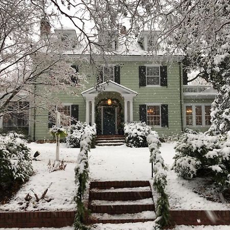 Colonial Capital B&B วิลเลียมส์เบิร์ก ภายนอก รูปภาพ